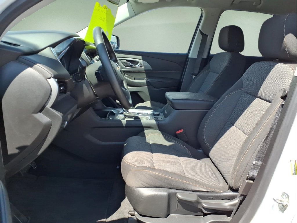 Used 2020 Chevrolet Traverse LS w/ LPO, Floor Liner Package FWD image 17