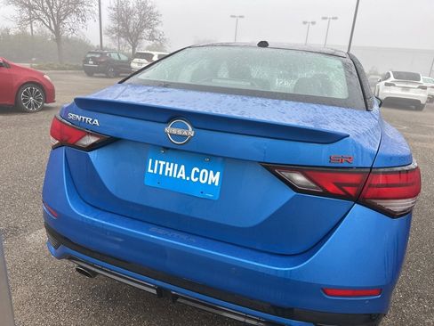 Used 2025 Nissan Sentra SR w/ SR Premium Package image 5
