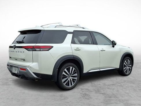 Used 2022 Nissan Pathfinder Platinum w/ Cargo Package image 6