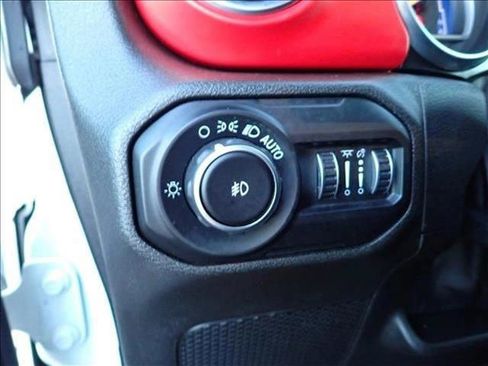 Used 2019 Jeep Wrangler Unlimited Rubicon AWD/4WD image 14