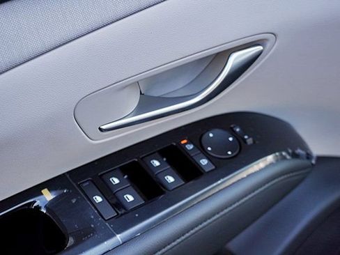 New 2026 Hyundai Tucson Limited image 30