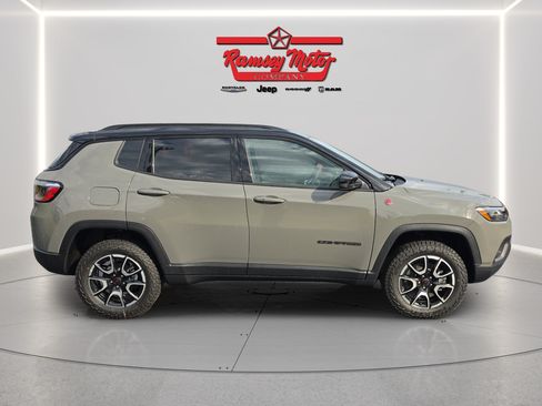 New 2026 Jeep Compass Trailhawk AWD/4WD image 6