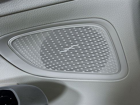 Certified 2022 Mercedes-Benz C 300 4MATIC Sedan image 22