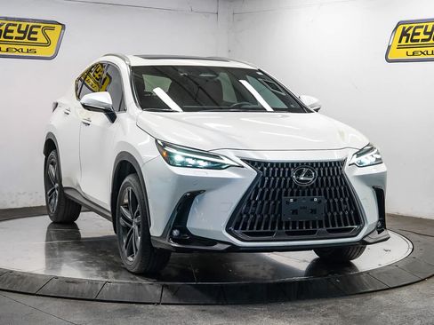 Used 2025 Lexus NX 450h+ AWD w/ Accessory Package (2T) image 5