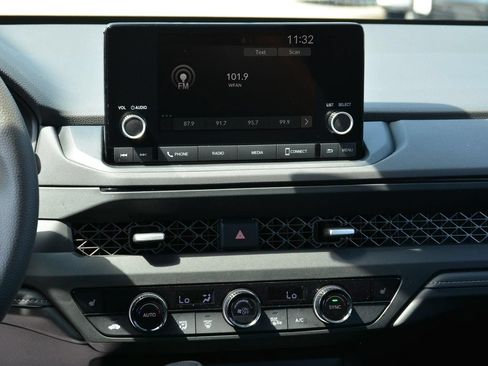 Used 2023 Honda Accord EX image 16