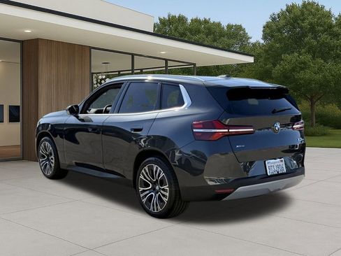 Used 2025 BMW X3 xDrive30i w/ Premium Package image 12