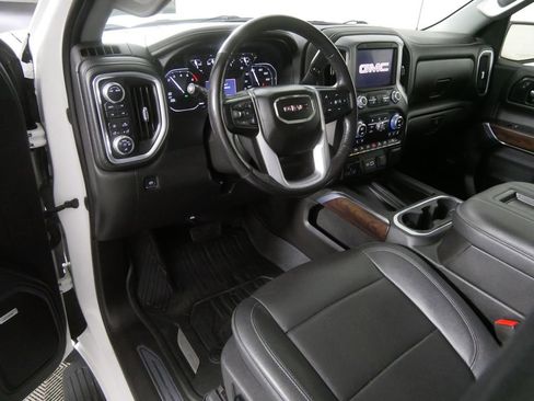 Used 2021 GMC Sierra 1500 SLT image 12