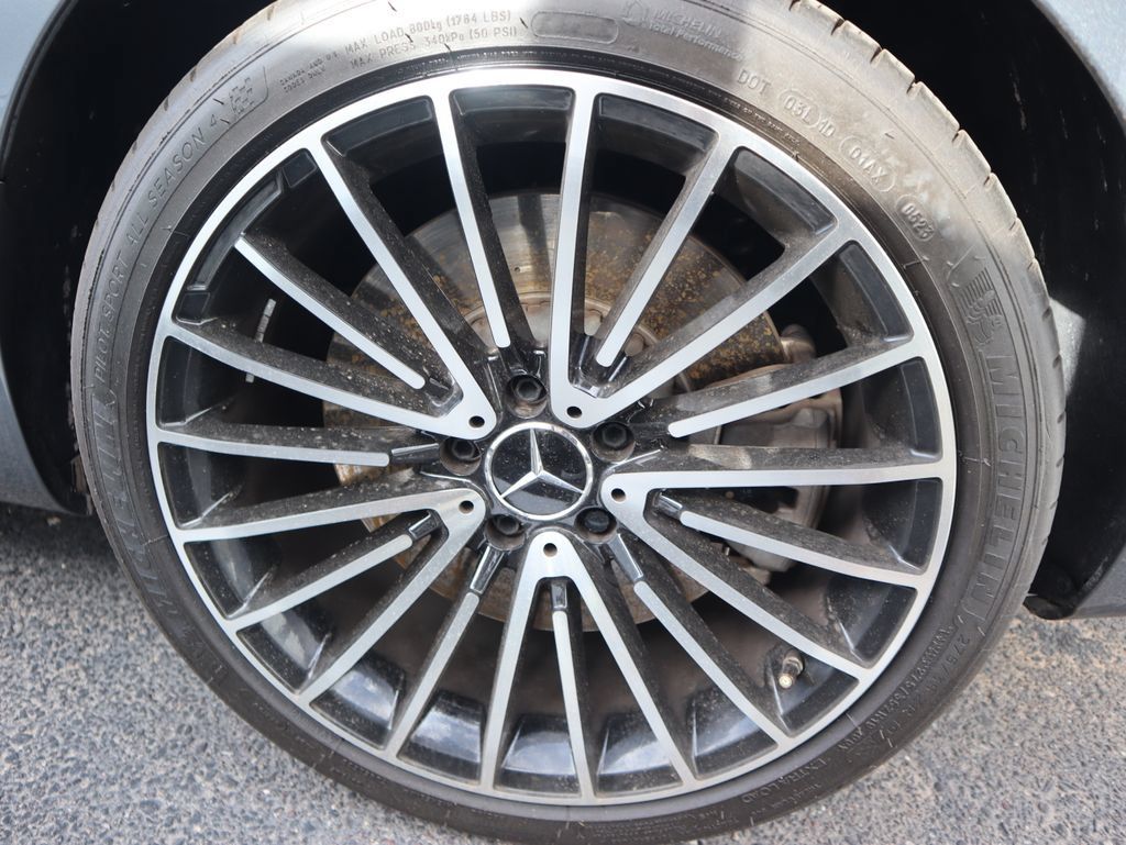 Used 2018 Mercedes-Benz E 400 Coupe image 16