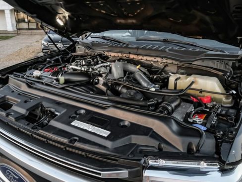 Used 2020 Ford F250 Platinum w/ FX4 Off-Road Package image 58