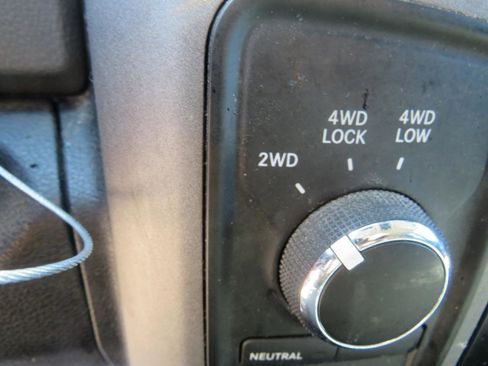 Used 2018 RAM 3500 Tradesman w/ Chrome Appearance Group image 19