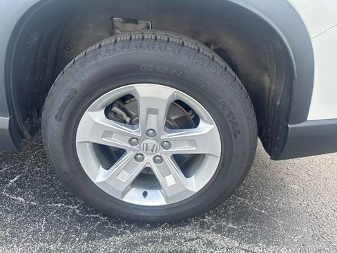 Used 2023 Honda Pilot LX image 45