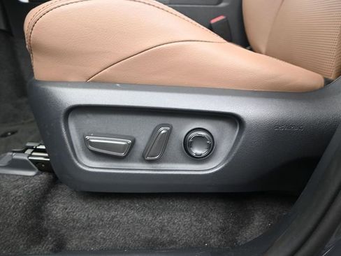 New 2025 Toyota 4Runner Limited image 10