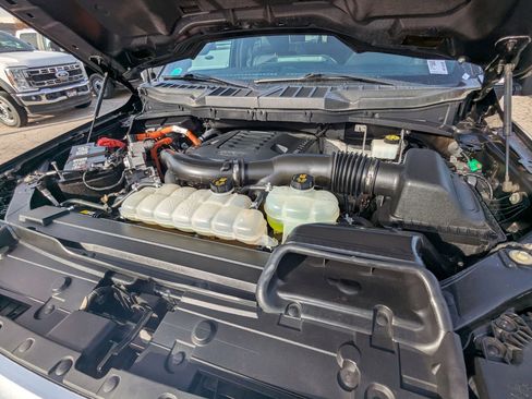 Used 2022 Ford F150 Platinum w/ Max Trailer Tow Package image 32