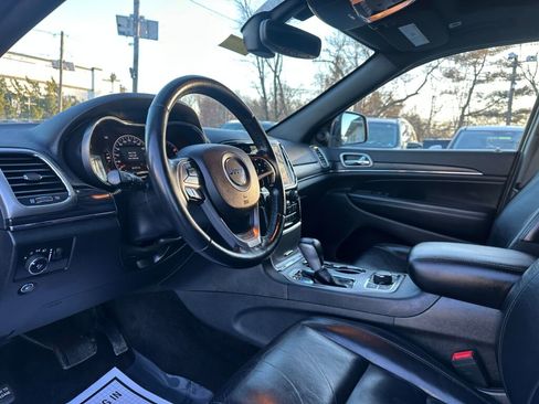 Used 2019 Jeep Grand Cherokee Limited image 11