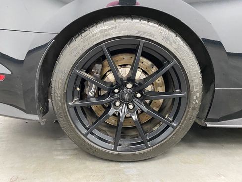 Used 2017 Ford Mustang Shelby GT350 image 17