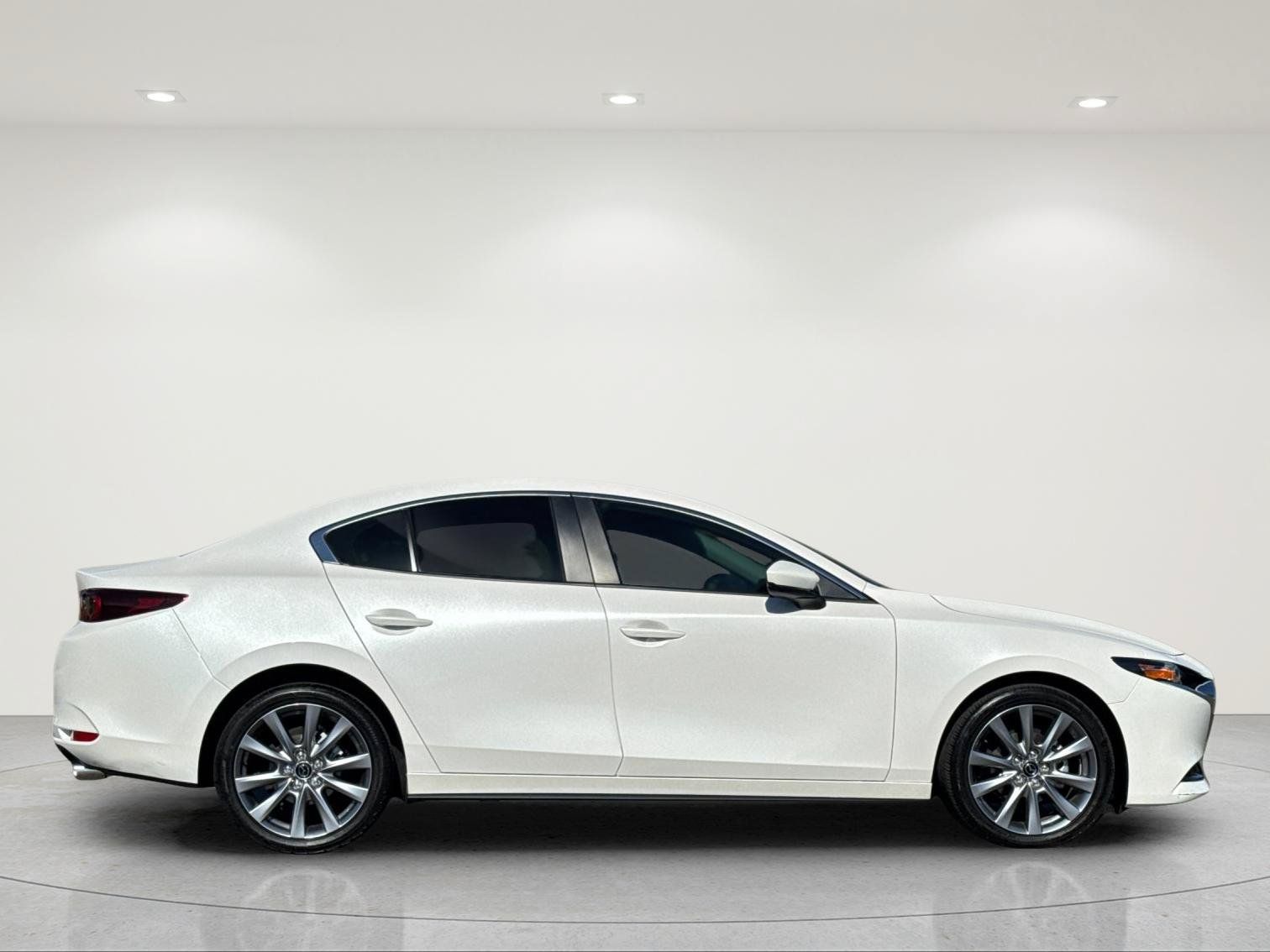 Used 2025 MAZDA MAZDA3 s FWD image 7