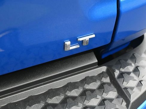 Used 2023 Chevrolet Colorado LT w/ LT Convenience Package II AWD/4WD image 48