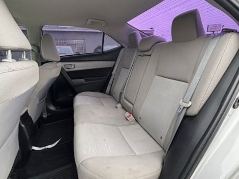Used 2016 Toyota Corolla LE image 12