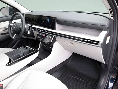 Used 2026 Hyundai Tucson Limited w/ Tow & Go Package image 28