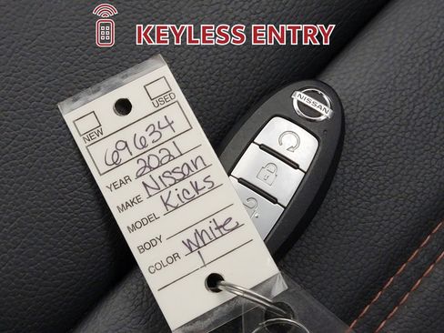 Used 2021 Nissan Kicks SR w/ SR Premium Package image 29