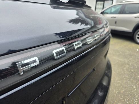 Used 2022 Porsche Cayenne E-Hybrid image 53