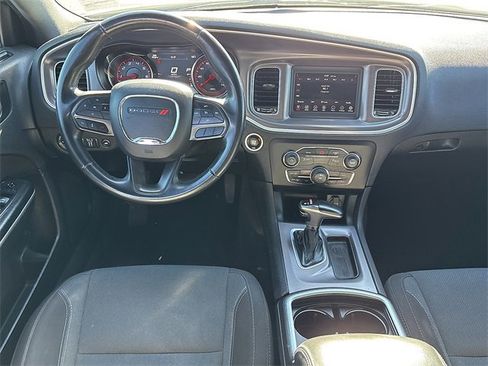 Used 2020 Dodge Charger SXT image 11
