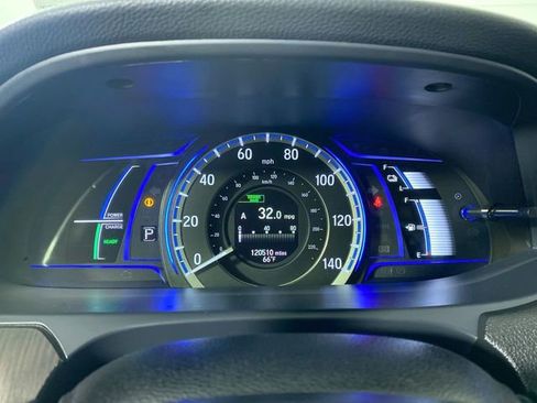 Used 2015 Honda Accord EX-L image 16