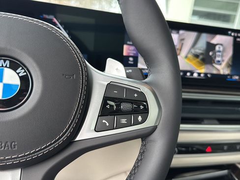 New 2026 BMW X6 xDrive40i w/ Executive Package image 19