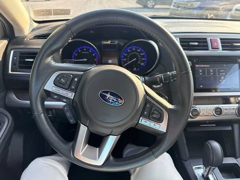 Used 2017 Subaru Outback 3.6R Limited AWD/4WD image 23
