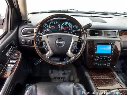 Used 2009 GMC Yukon Denali AWD/4WD image 19