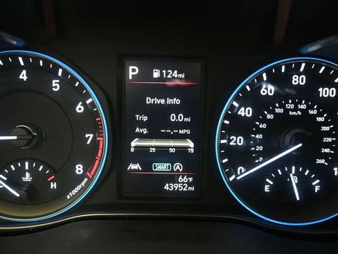 Used 2022 Hyundai Kona SEL w/ Convenience Package image 15