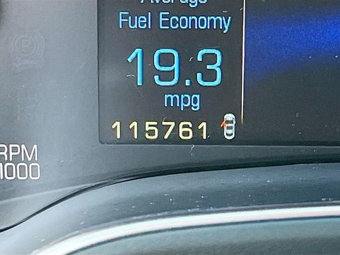 Used 2015 Cadillac SRX Luxury w/ Driver Awareness Package image 12