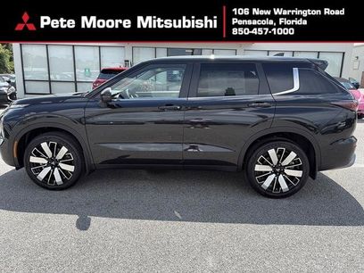 New 2025 Mitsubishi Outlander SE