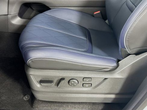 New 2026 INFINITI QX80 SPORT w/ Sport Exterior Package image 25