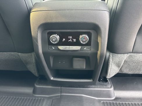 Used 2024 Chevrolet Traverse RS w/ LPO, Floor Liner Package image 25