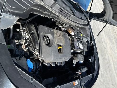 Used 2023 Kia Soul LX w/ LX Technology Package image 27