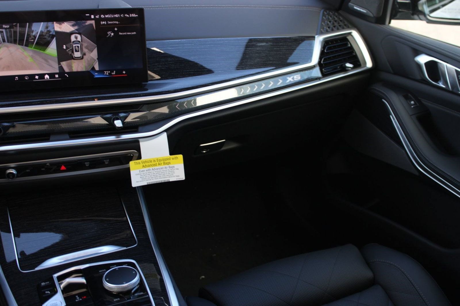 Used 2026 BMW X5 sDrive40i w/ M Sport Package RWD image 32