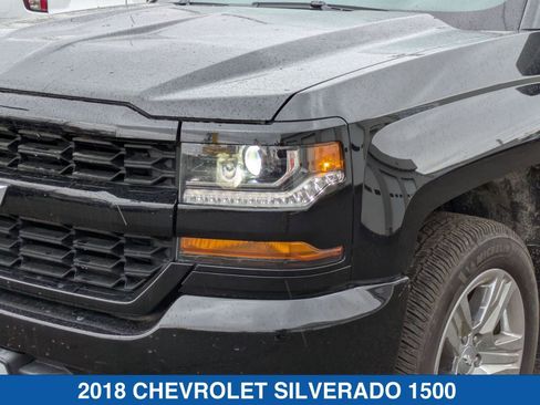 Used 2018 Chevrolet Silverado 1500 Custom w/ Custom Value Package AWD/4WD image 10