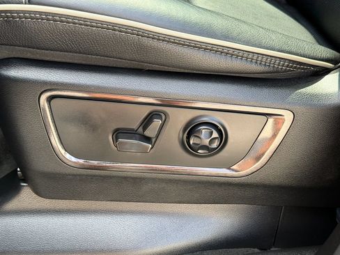 Used 2023 RAM 1500 Limited AWD/4WD image 25