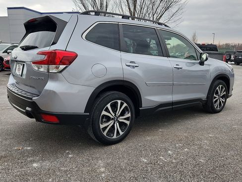 Used 2023 Subaru Forester Limited image 7