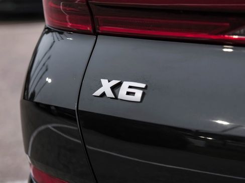 Used 2022 BMW X6 M50i w/ Parking Assistance Package image 65