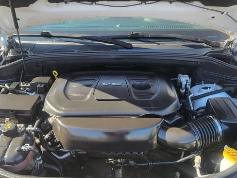 Used 2018 Jeep Grand Cherokee Laredo AWD/4WD image 37