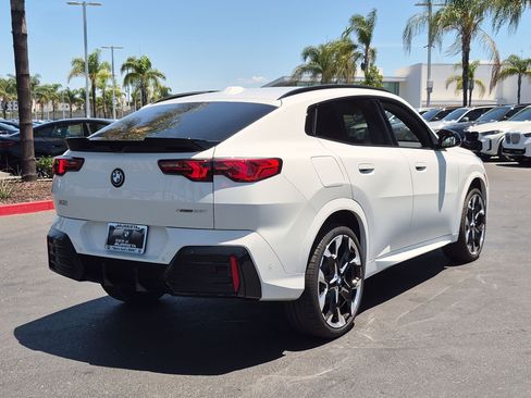 New 2026 BMW X2 xDrive28i w/ M Sport Package AWD/4WD image 10