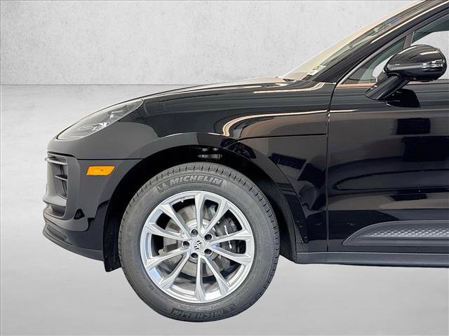 Certified 2026 Porsche Macan Turbo AWD/4WD image 28