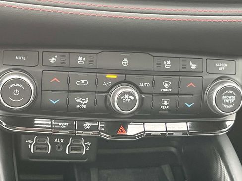 Certified 2024 Dodge Durango R/T image 24