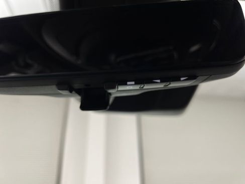 Used 2024 Jeep Grand Cherokee L Limited w/ Luxury Tech Group II image 75