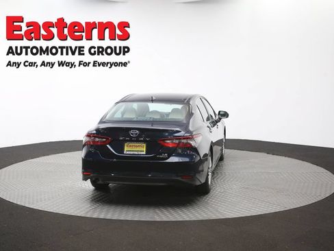 Used 2021 Toyota Camry LE FWD image 37
