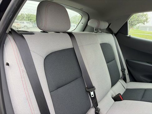 Used 2020 Chevrolet Bolt LT FWD image 31
