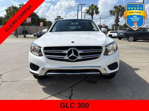 Used 2019 Mercedes-Benz GLC 300 image 2