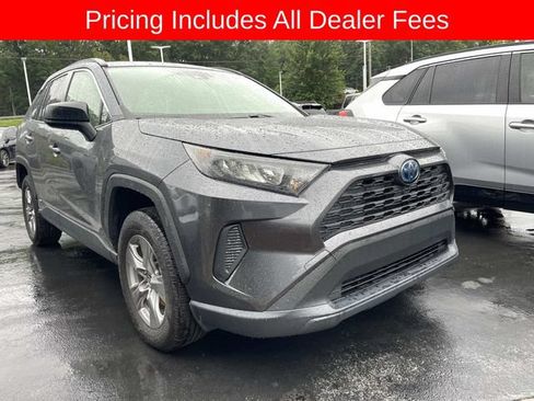 Used 2022 Toyota RAV4 LE AWD/4WD image 12